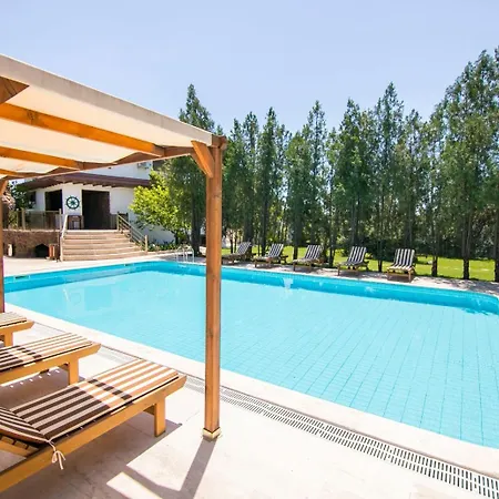Villa Deluxe Villalari *